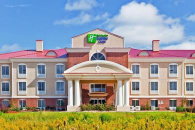 Отель Holiday Inn Express Hotel & Suites-Magee, an IHG Hotel