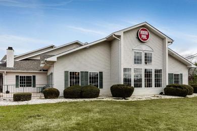 Econo Lodge Inn and Suites