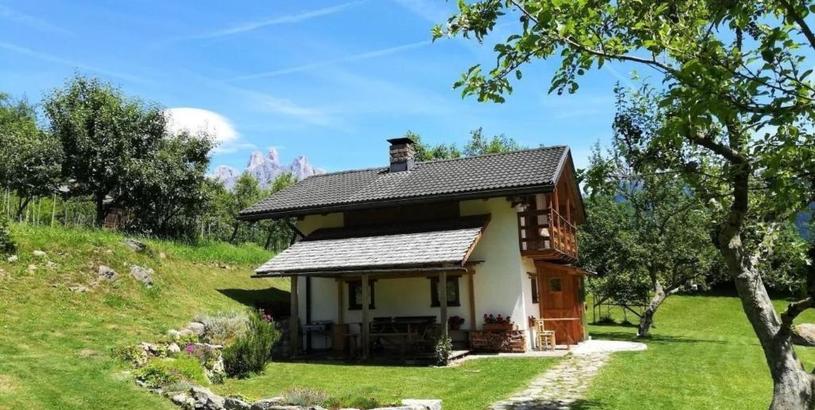 Holiday home La Casetta nel Frutteto, romantisches Chalet in den Dolomiten