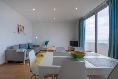 Apartments VISTA PLAYA Y MAR - sea view, wifi and AC