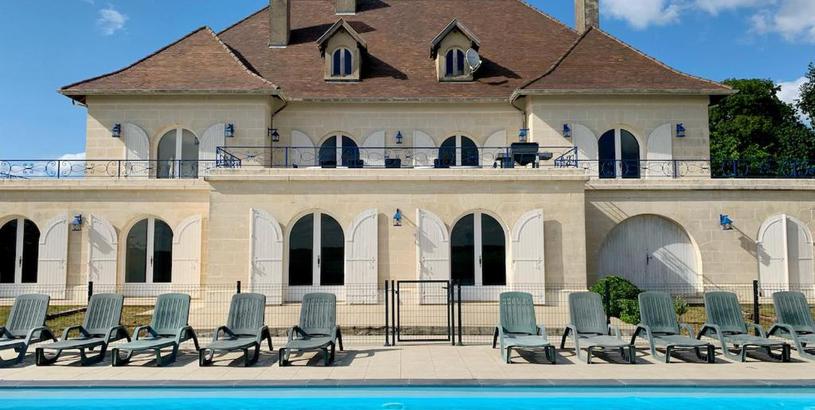 Дом отдыха Magnifique villa de charme avec piscine