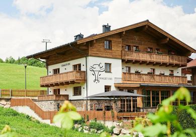 Chalet Serviced Luxury Chalet Evi, Ski-in Ski-out