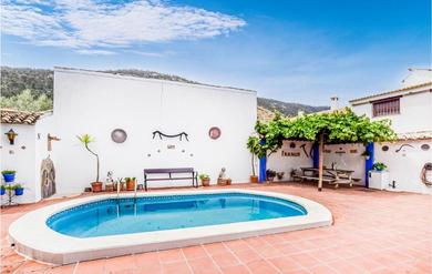 Amazing home in Rute with 3 Bedrooms, WiFi and Outdoor swimming pool