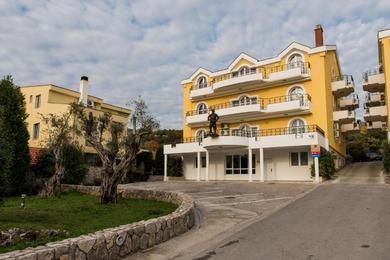 Отель Hotel Crnogorska Kuća