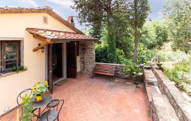 Дом отдыха Amazing home in Mercatale Val D'Arno with WiFi and 2 Bedrooms