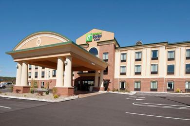 Отель Holiday Inn Express Hotel & Suites Clearfield, an IHG Hotel