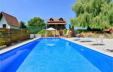 Holiday home Beautiful Home In Sveti Ivan Zelina With 2 Bedrooms, Wifi And Jacuzzi