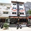 Hotel OYO 126 Patong Station House
