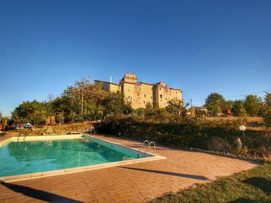  Stunning Castle in Gualdo Cattaneo with Shared Swimming Pool