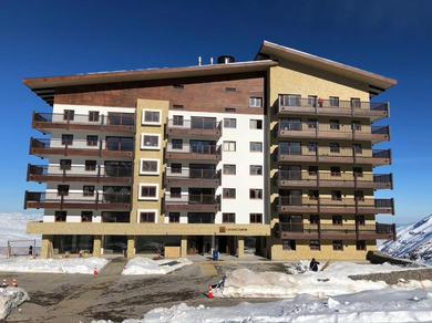 Апартаменты Departamento Valle Nevado 2D1B con hermosa Terraza SKI OUT Edificio LICANCABUR Servicio HOM LCCB607A