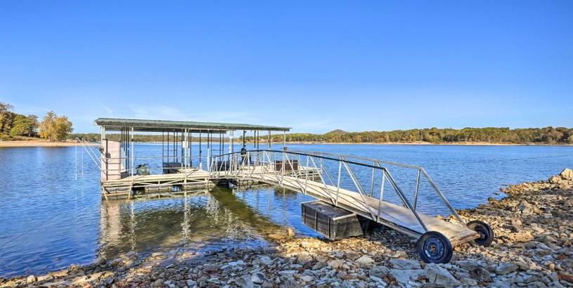 Holiday home Dockside Getaway with Boat Dock and Fire Pit!