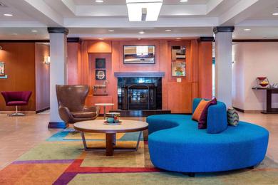 Отель Fairfield Inn & Suites Auburn Opelika