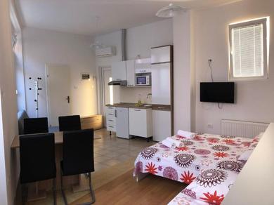 Guest house Apartments & Rooms Nardin