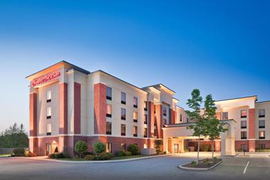 Отель Hampton Inn & Suites Providence / Smithfield