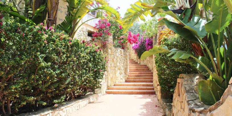 Вилла Beautiful villa close to the most beautiful Sardinian beaches