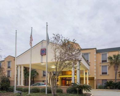 Отель Comfort Suites Port Allen - Baton Rouge