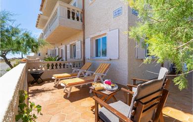 Апартаменты Beautiful Apartment In Cala Morlanda With 1 Bedrooms And Wifi