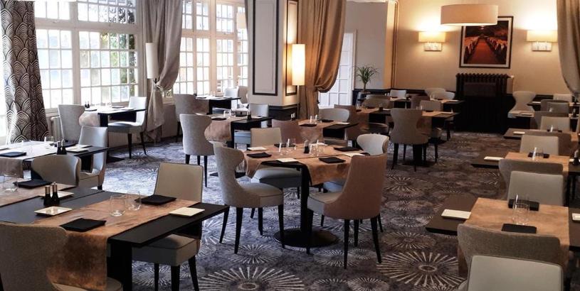 Отель Hotel Le Lion D'Or et Restaurant La Table Du Lion
