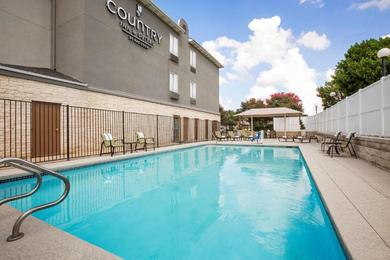 Отель Country Inn & Suites by Radisson, Austin North (Pflugerville), TX