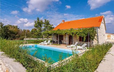 Holiday home Beautiful home in Biograd na moru w/ Outdoor swimming pool, WiFi and Outdoor swimming pool