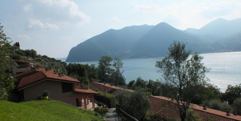 Дом отдыха App. Monte Isola vista Panoramica