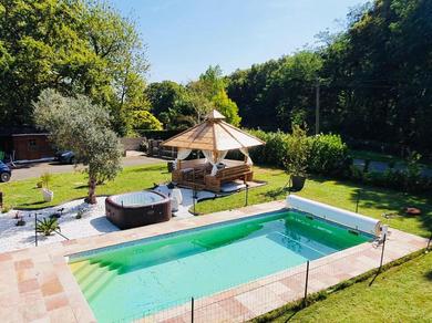 Villa VILLA 8P, 15 mn de Biarritz, jacuzzi, sauna, piscine, petanque, salle de sport