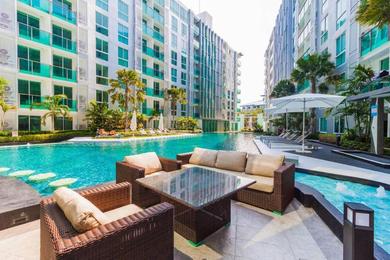 Luxury One Bedroom Condo with Pool View - City Center Residence Pattaya