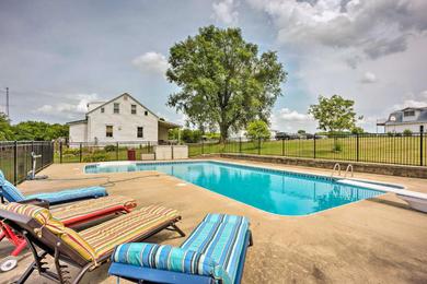 Апартаменты Charming Berger Apt on 42-Acre Farm with Pool Access