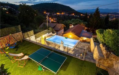 Holiday home Stunning home in Rukavac with 4 Bedrooms, WiFi and Outdoor swimming pool