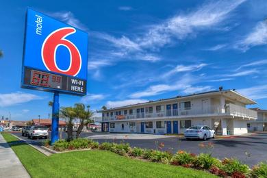 Hotel Motel 6-Stanton, CA