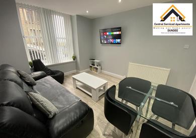 Apartments 2 Bedroom Apartment by Central Serviced Apartments - Ground Floor - Monthly & Weekly Bookings Welcome - FREE Street Parking - Close to Centre - 2 Double Beds - WiFi - Smart TV - Fully Equipped - Heating 24-7