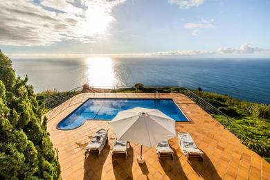 Villa Secluded Sunset Villa set in lush mature gardens with amazing sea view