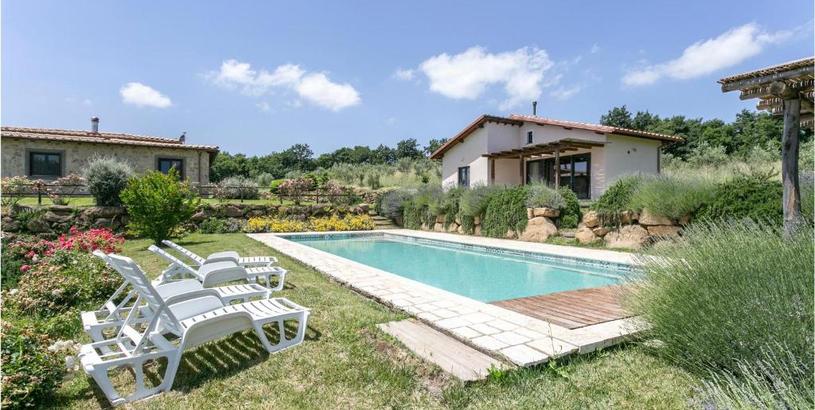 Holiday home Awesome home in Gradoli with WiFi, Private swimming pool and Outdoor swimming pool