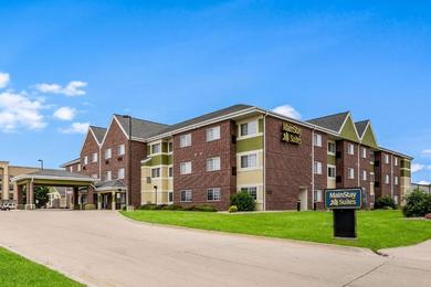 Отель MainStay Suites Cedar Rapids North - Marion
