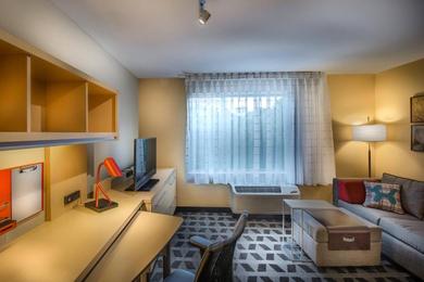 Отель TownePlace Suites by Marriott Goldsboro