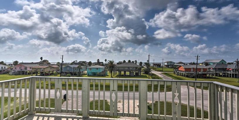 Holiday home Luxe Surfside Beach Family Home 2 Blocks to Ocean