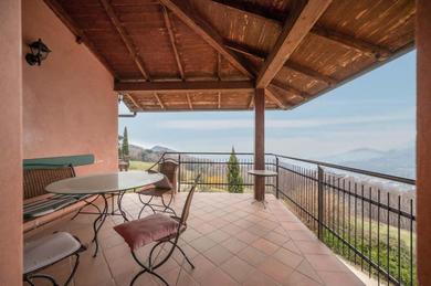 Villa Villa Scala-Panoramic Holiday House