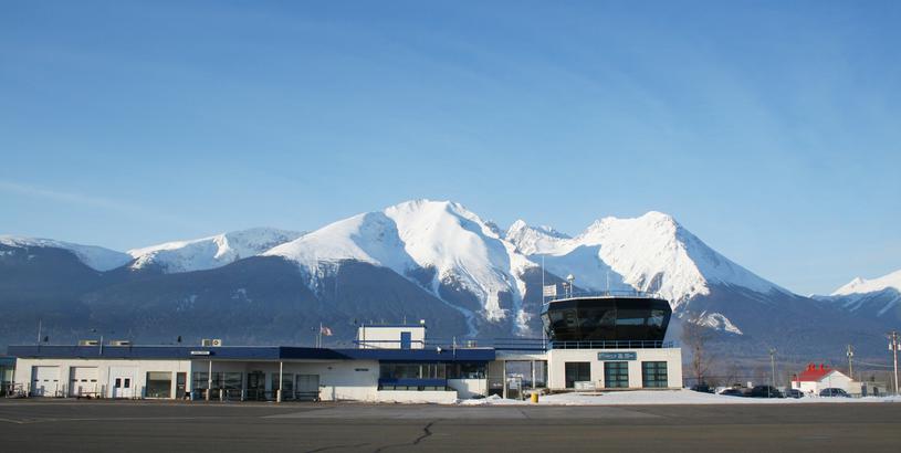 Smithers Airport (YYD), Smithers, Canada