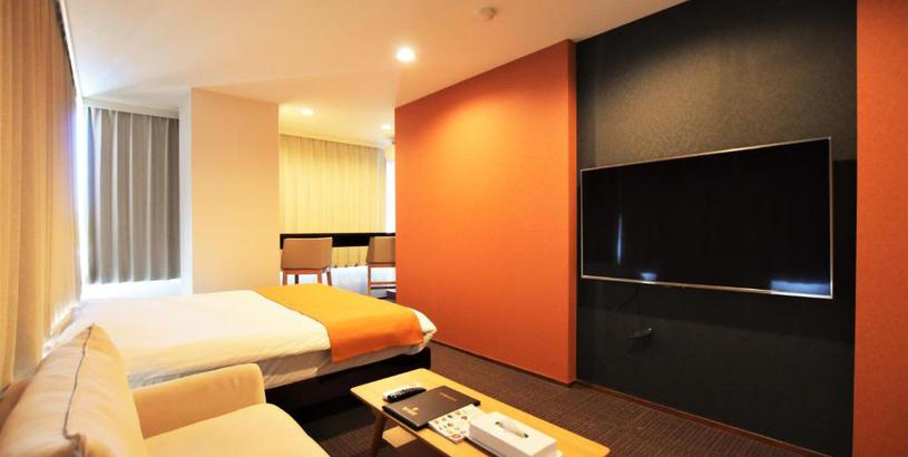 Отель Randor Residence Tokyo Suites