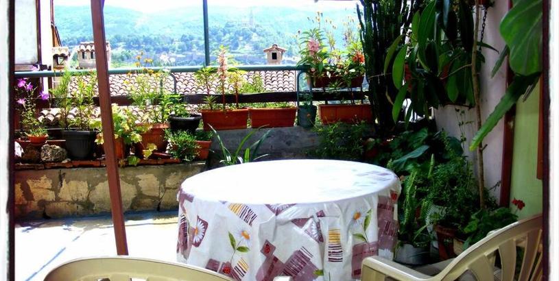 Apartments Authentic Guest Stay in the heart of Veliko Tarnovo Студио с изглед към Царевец
