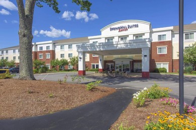 Отель SpringHill Suites Devens Common Center
