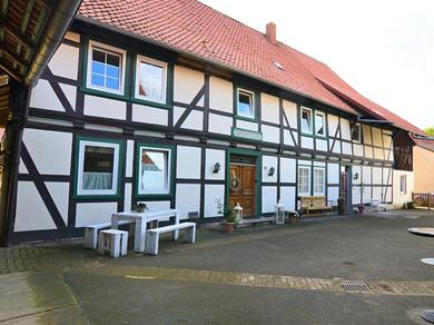 Апартаменты Cozy Apartment in Wulften am Harz with Horse Riding