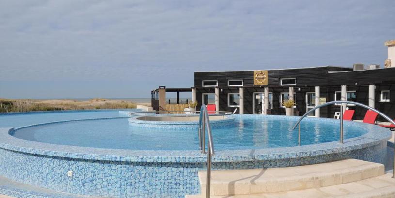 Апарт-отель Linda Bay Beach & Resort Spa