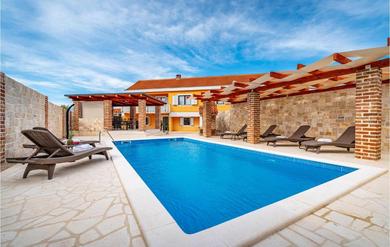 Awesome home in Pridraga with Outdoor swimming pool, WiFi and 3 Bedrooms