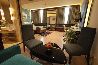 Отель Regenta Orkos Kolkata by Royal Orchid Hotels Limited