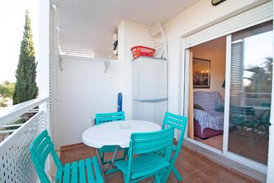 Apartments Global Properties, Apartamento en Marjal de Corinto con Piscina