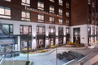Отель Fairfield Inn & Suites by Marriott New York Manhattan/Central Park