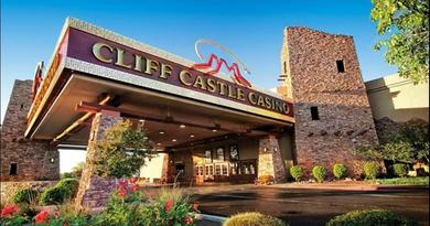 Отель Cliff Castle Casino Hotel