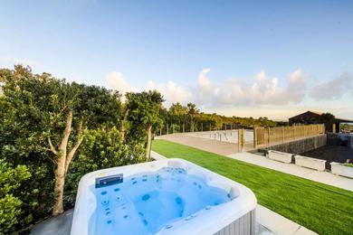 One bedroom house with sea view shared pool and jacuzzi at Lajido