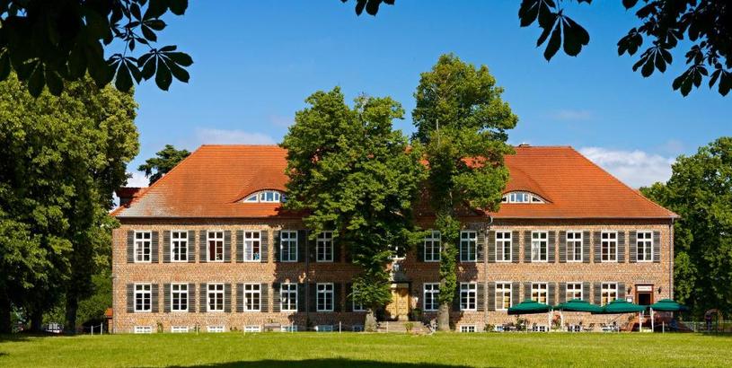Отель Romantik Hotel Gutshaus Ludorf